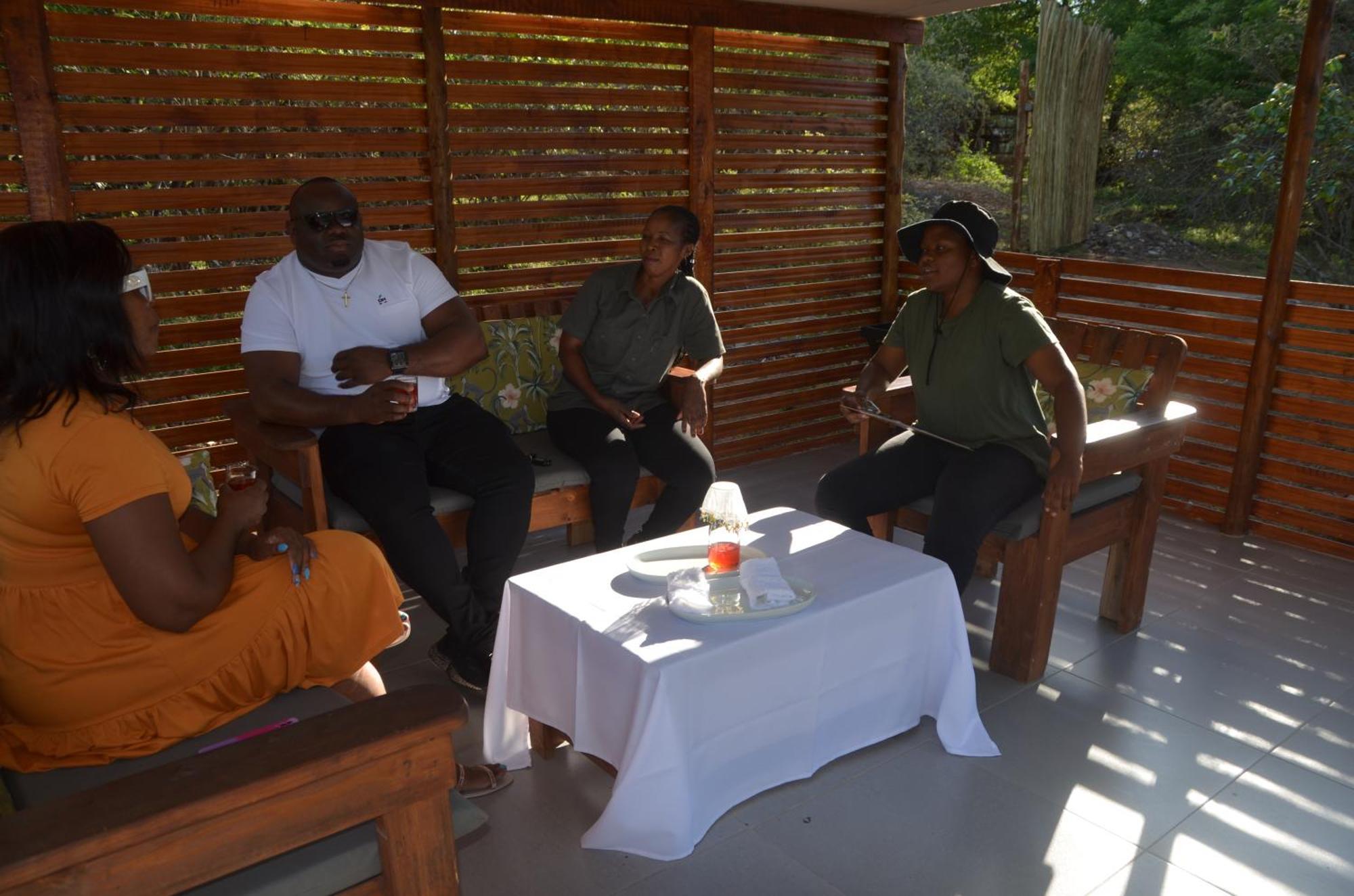 Kholiwe On Kruger Lodge & Safaris Marloth Park Bagian luar foto