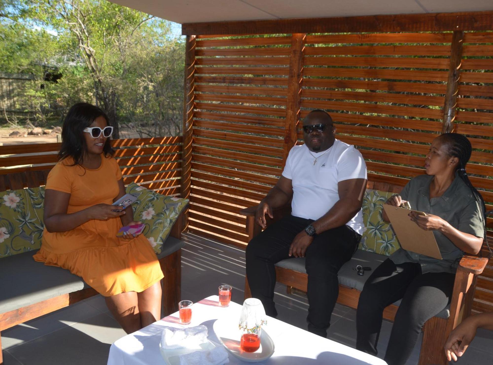 Kholiwe On Kruger Lodge & Safaris Marloth Park Bagian luar foto