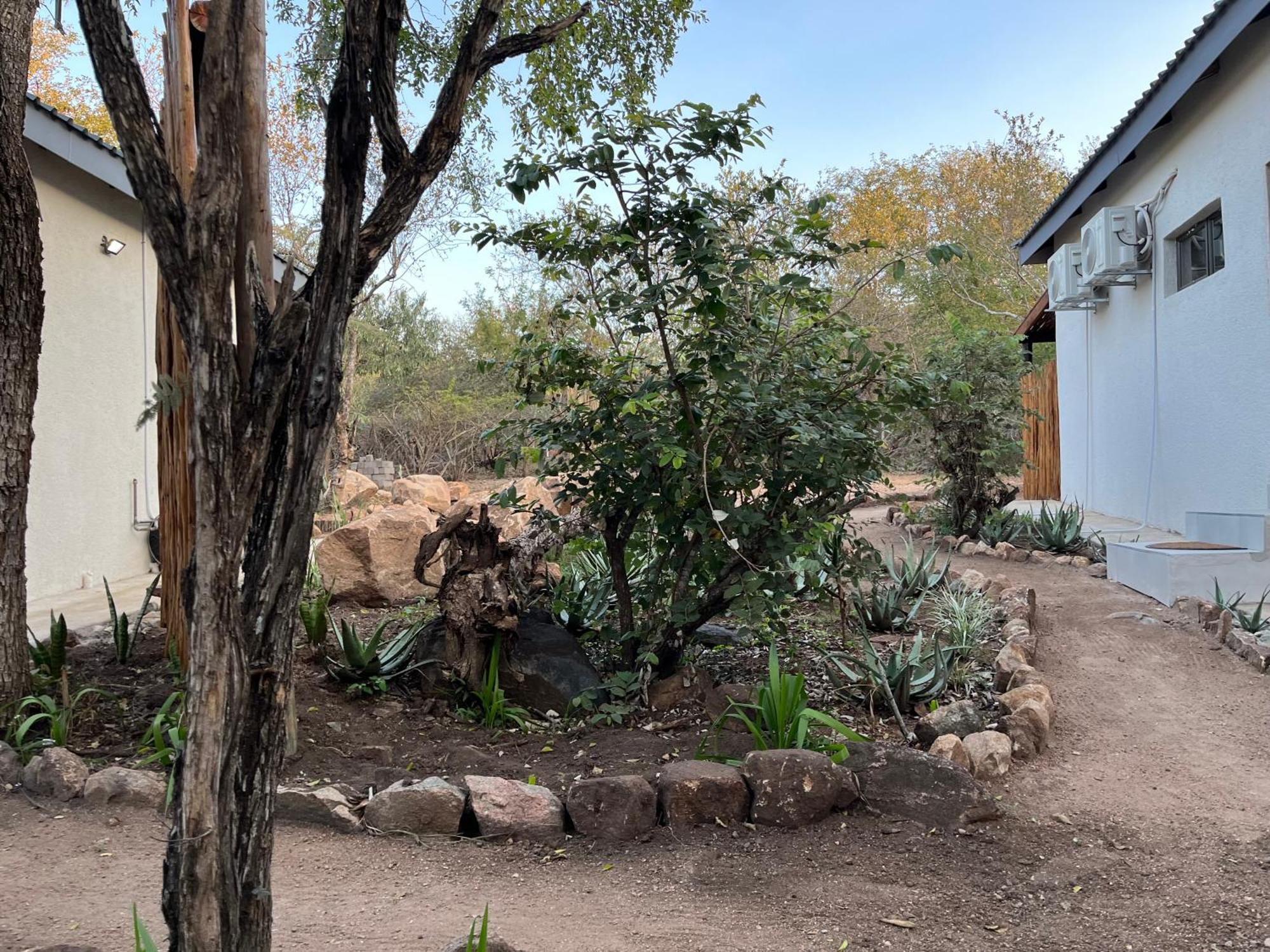 Kholiwe On Kruger Lodge & Safaris Marloth Park Bagian luar foto