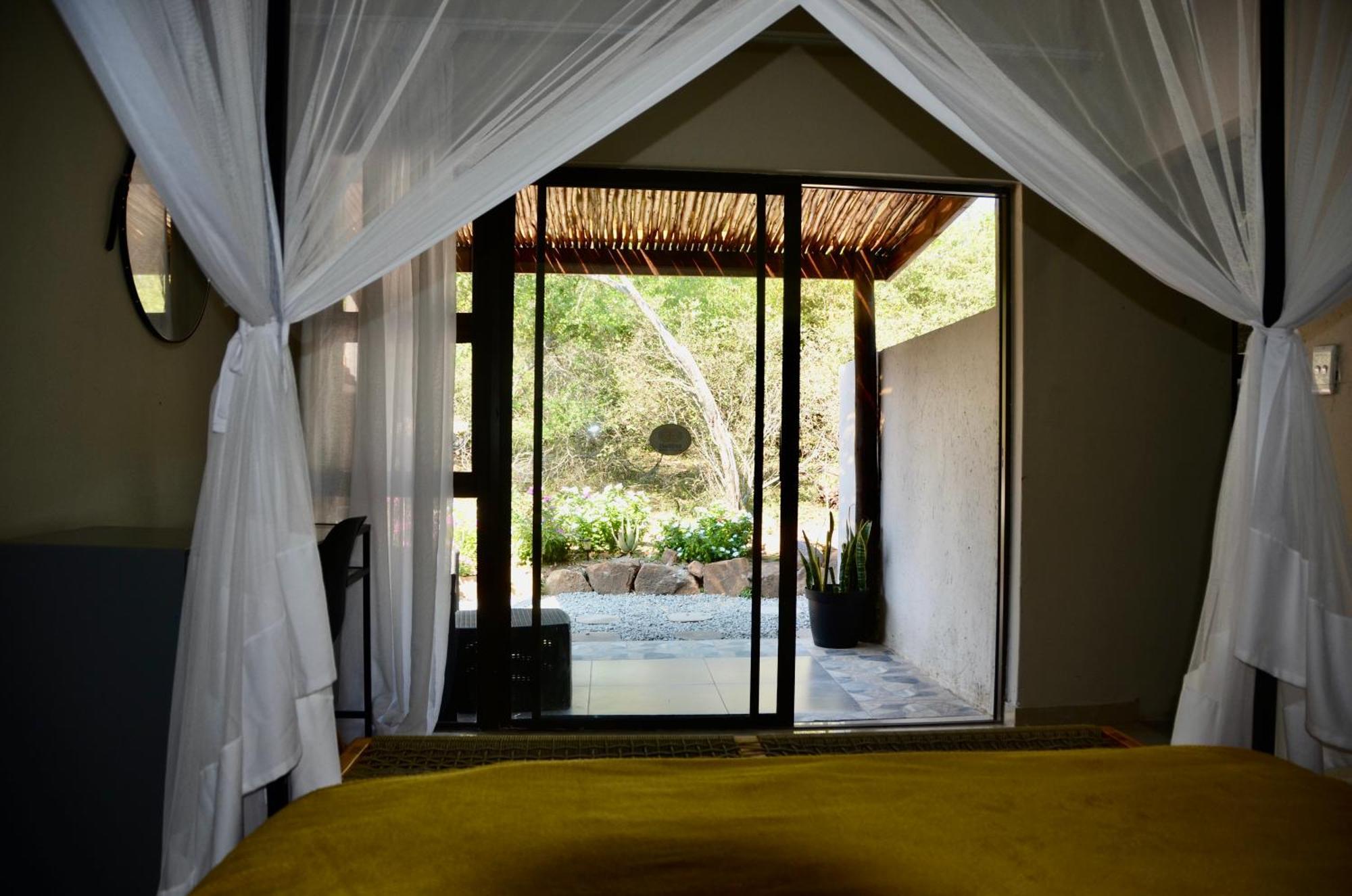 Kholiwe On Kruger Lodge & Safaris Marloth Park Bagian luar foto